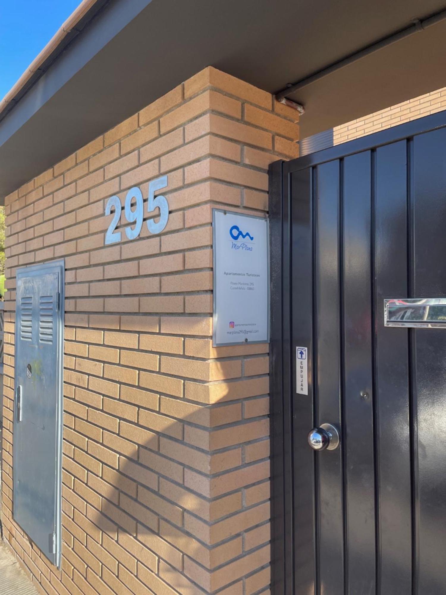 Marplana Apartman Castelldefels Kültér fotó